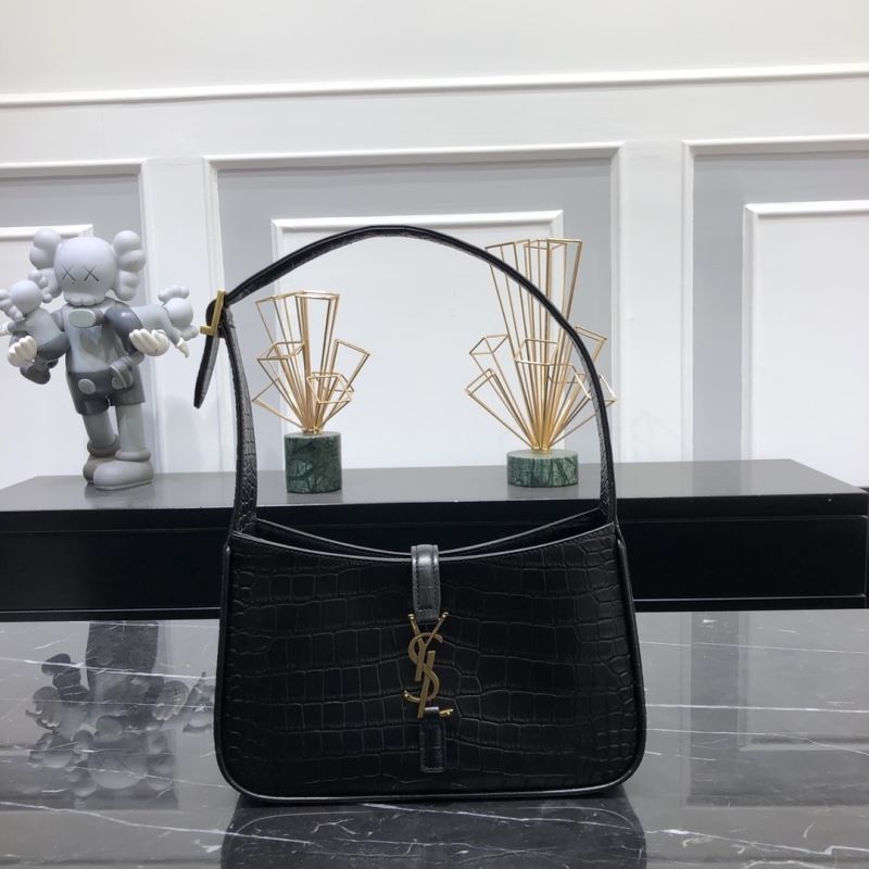 Y51 hobo bags